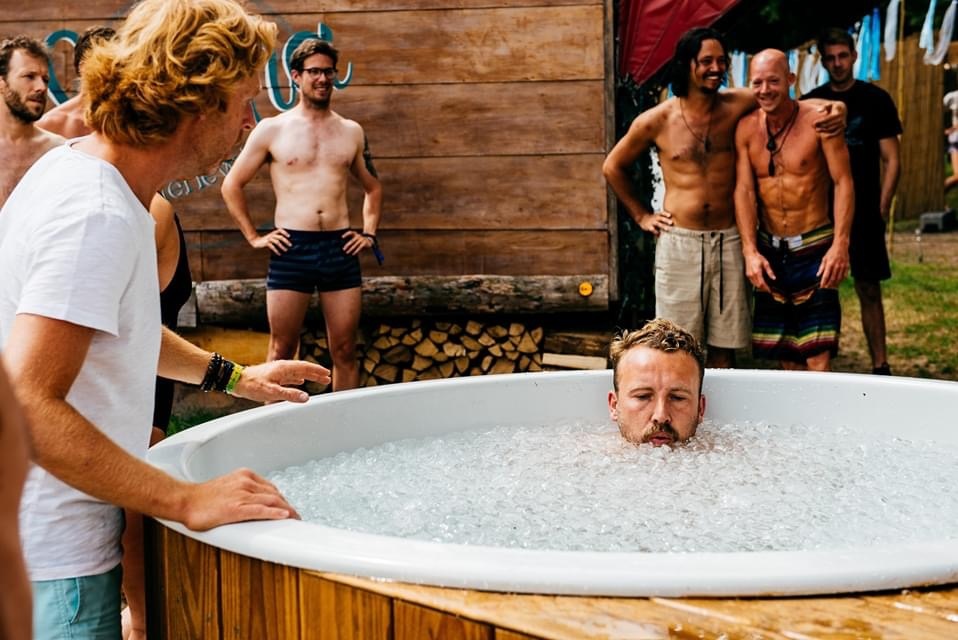 ijsbad festival wellness area Spieriewierie mobiele sauna